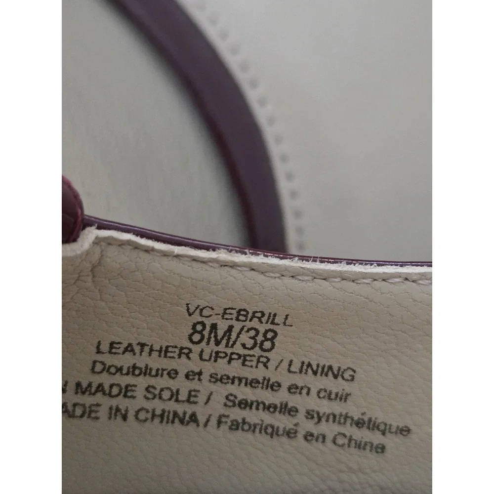 Vince Camuto Patent Leather Flats Women's‎ 8 Old Money Red Buckle Glossy Smart